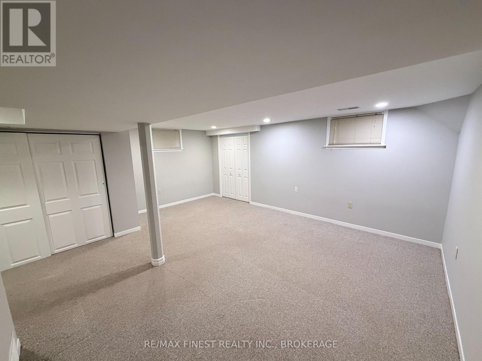 936 KILLARNEY CRESCENT - 14