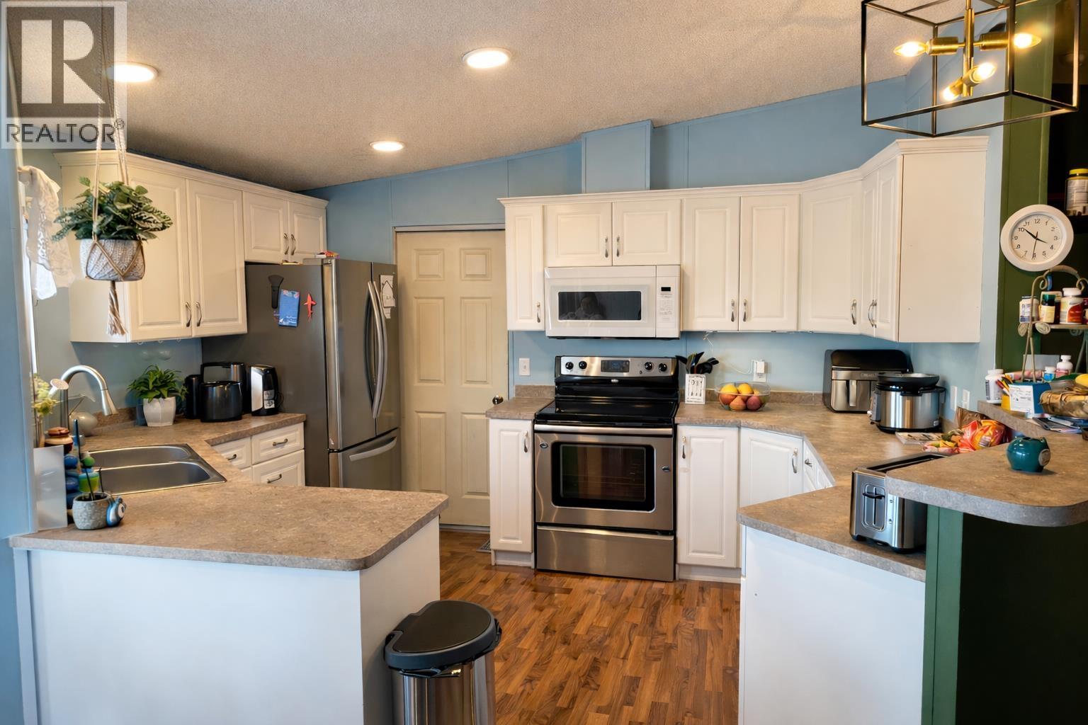 375 W 3RD STREET, Vanderhoof
