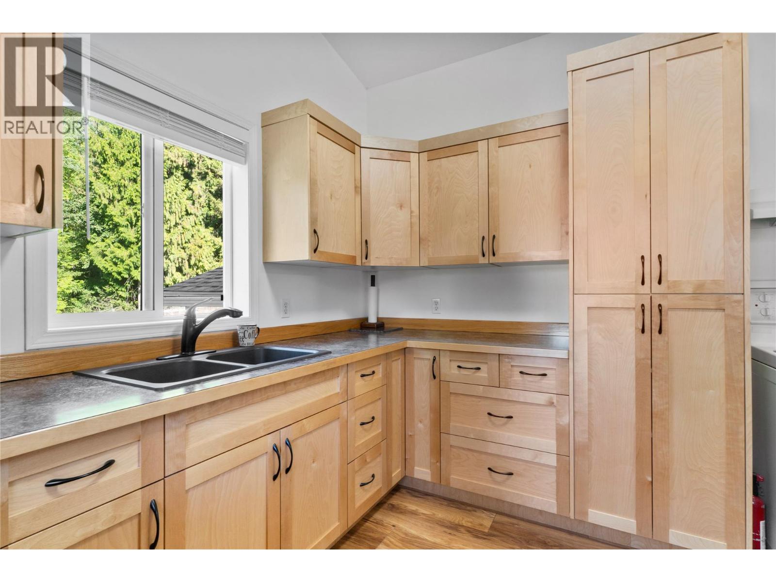 6803 Magna Bay Drive - 9