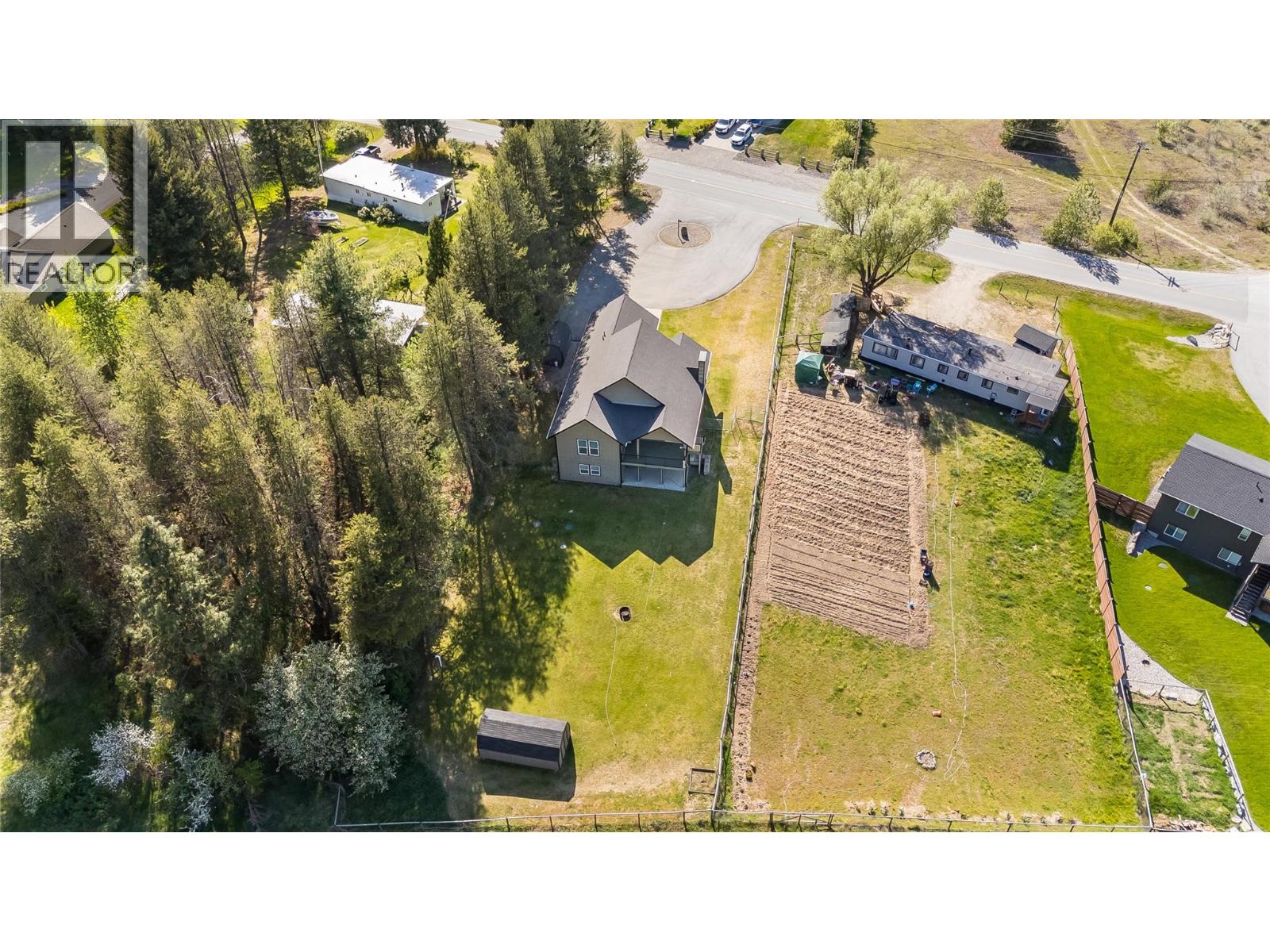 892 Waterloo Road - 61