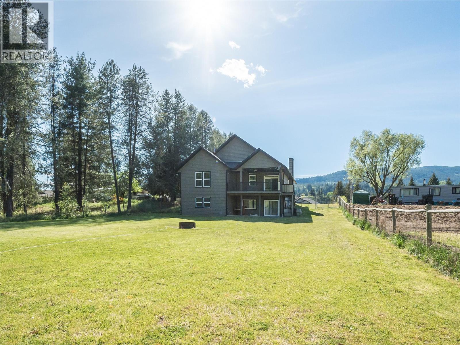 892 Waterloo Road - 62