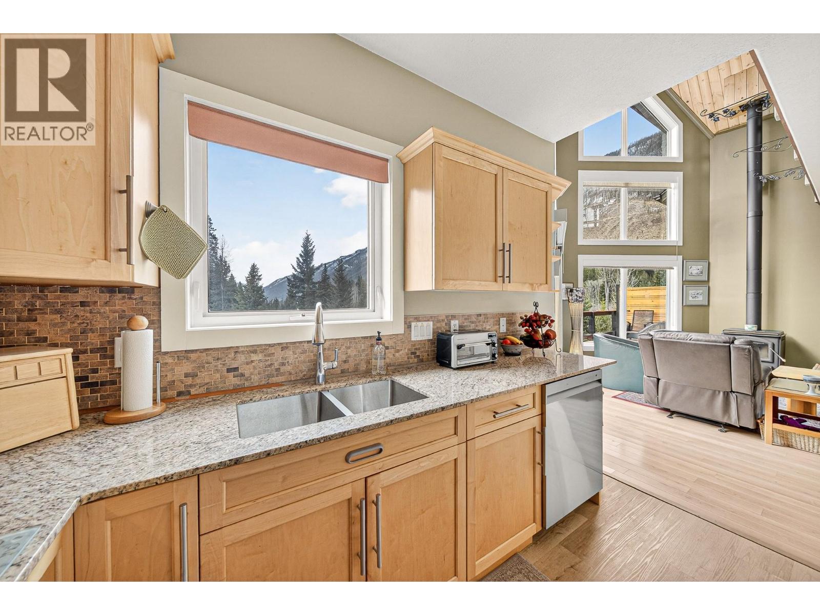 1220 Ponderosa Drive - 11