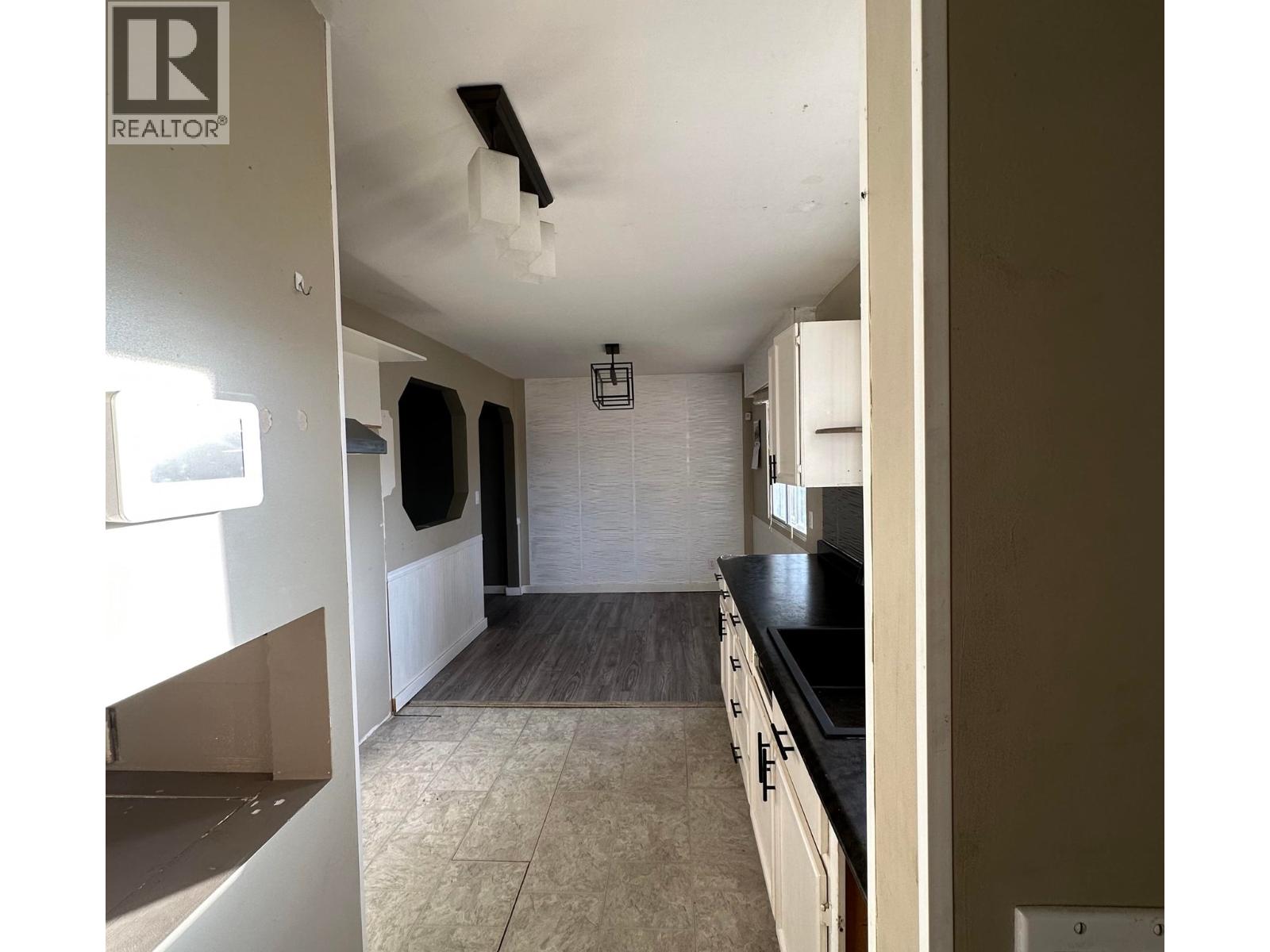 531 PERRY STREET - 5
