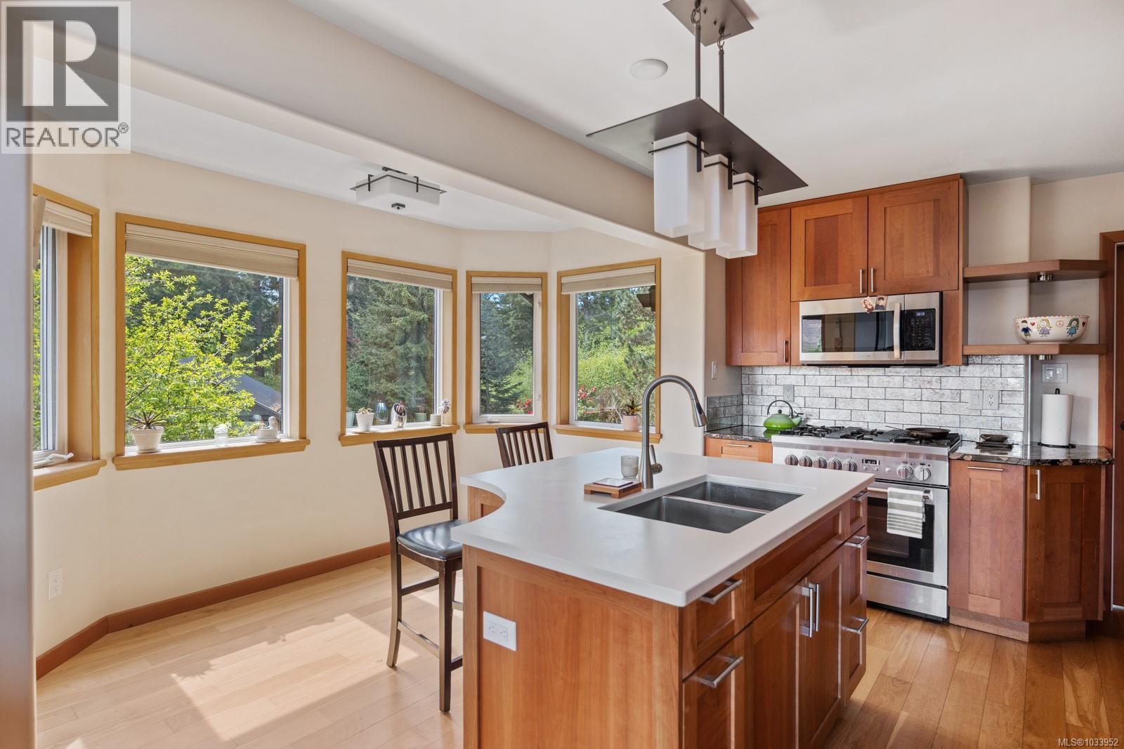 1869 Fern Rd - Image 2