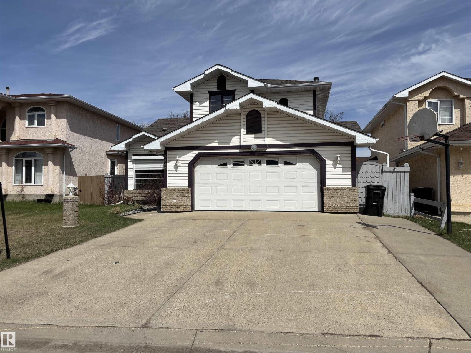 3668 31A ST NW, Edmonton