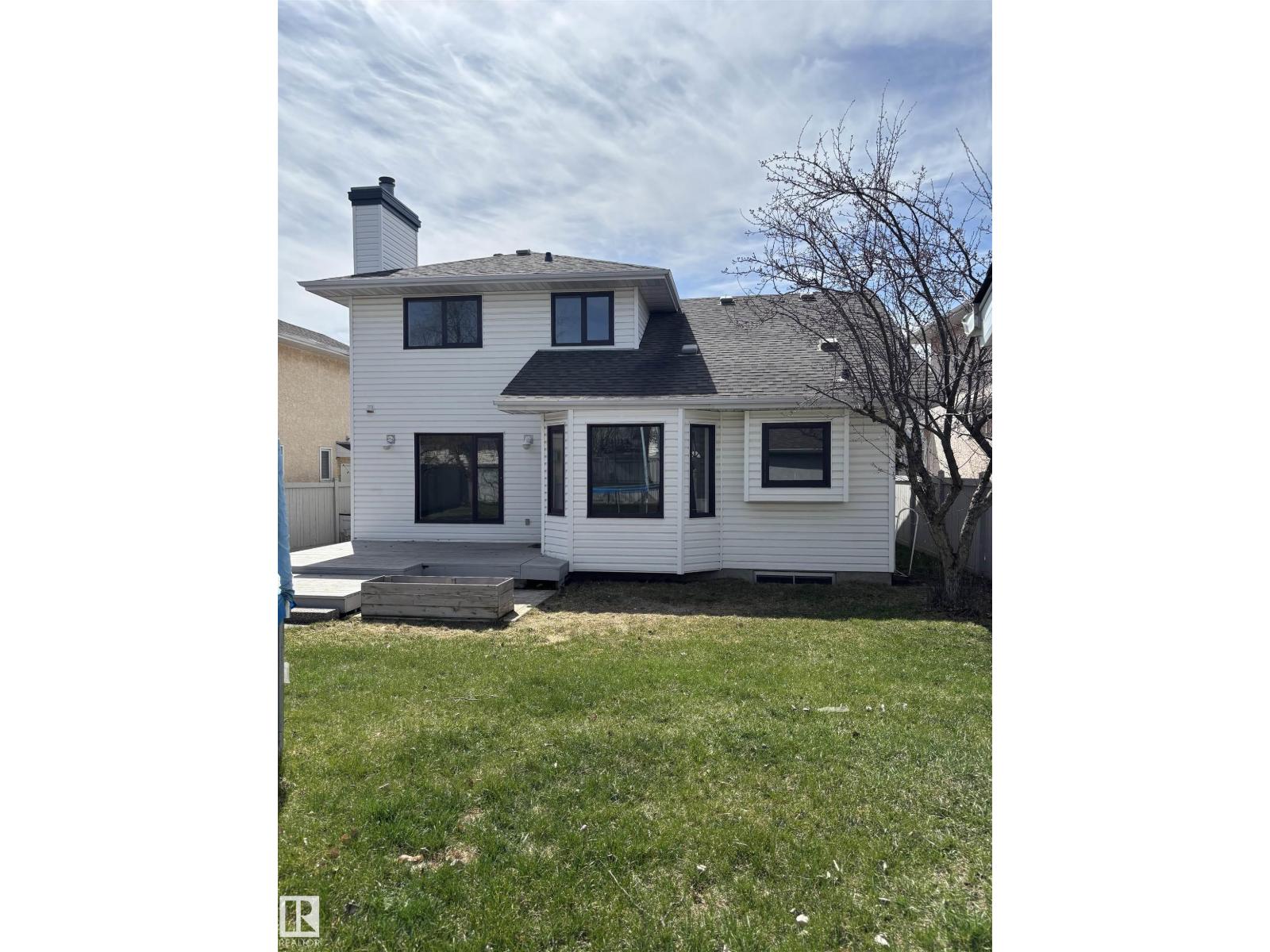 3668 31A ST NW, Edmonton