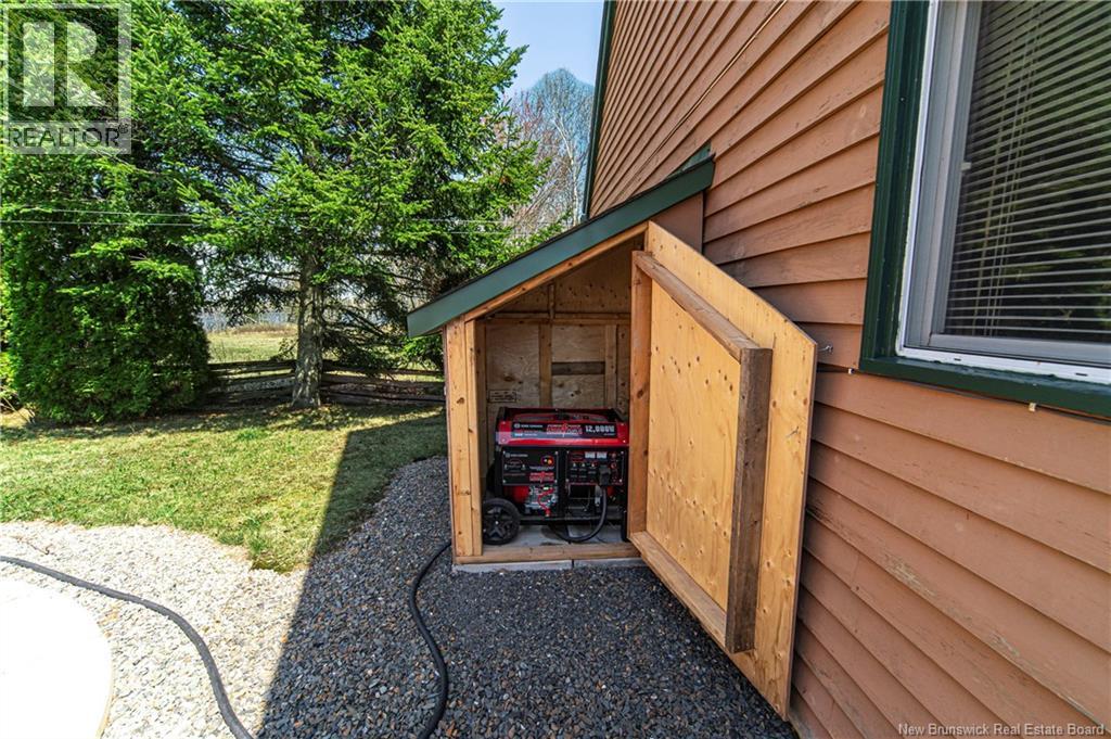 Generator & Housing