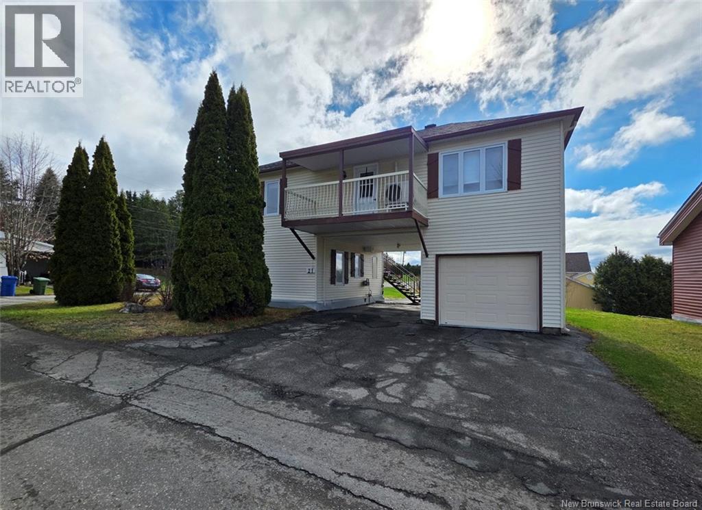 21 Ben Martin Avenue - 1