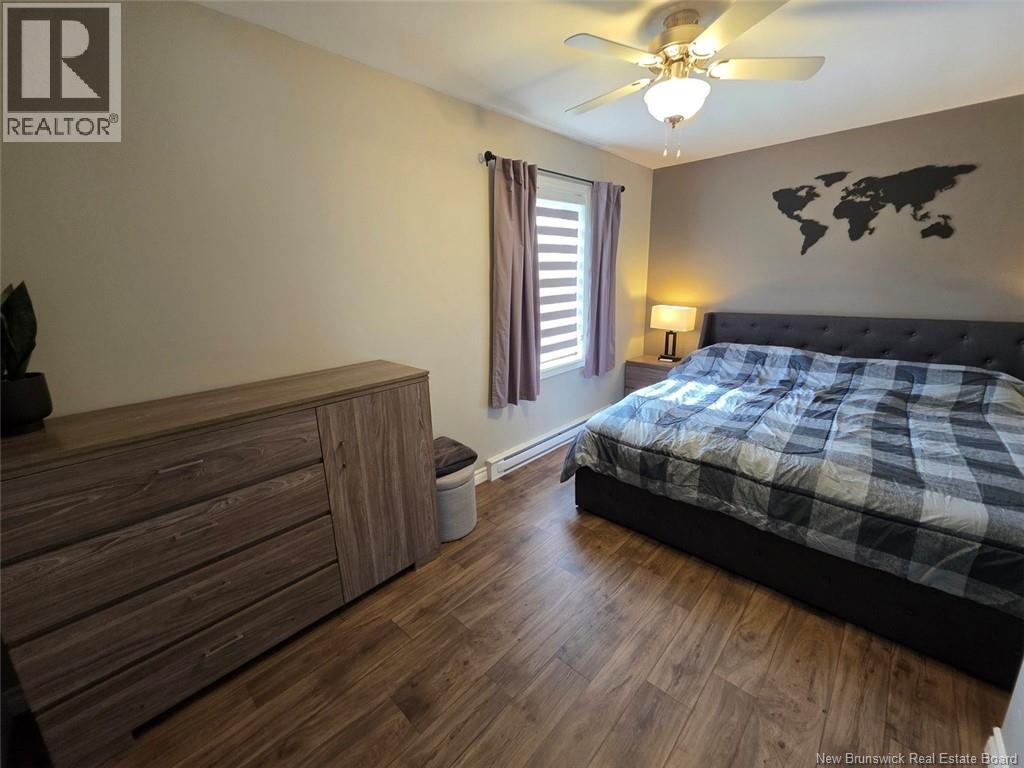 21 Ben Martin Avenue - 22