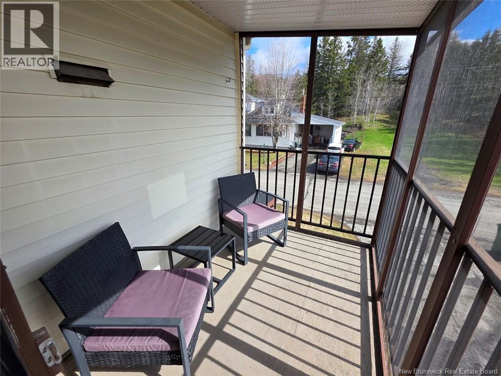21 Ben Martin Avenue - 26