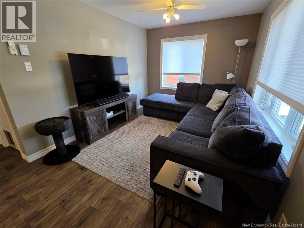 21 Ben Martin Avenue - 14