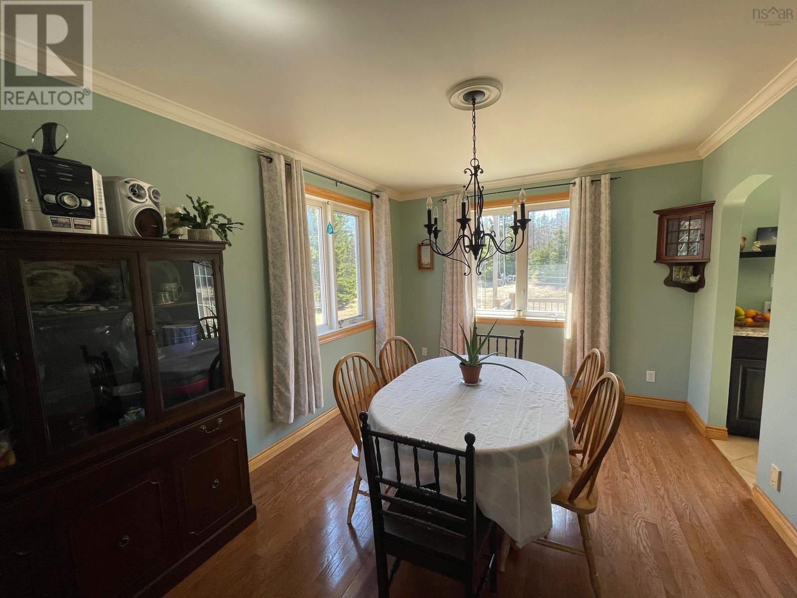1045 Mountain Road - 19