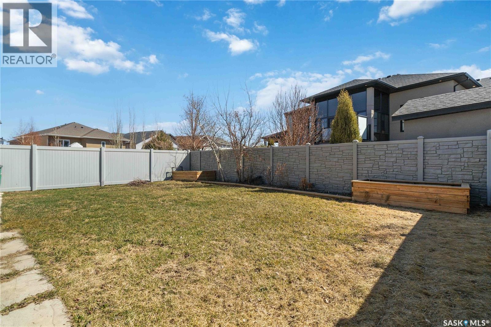 175 Gillies LANE - 32