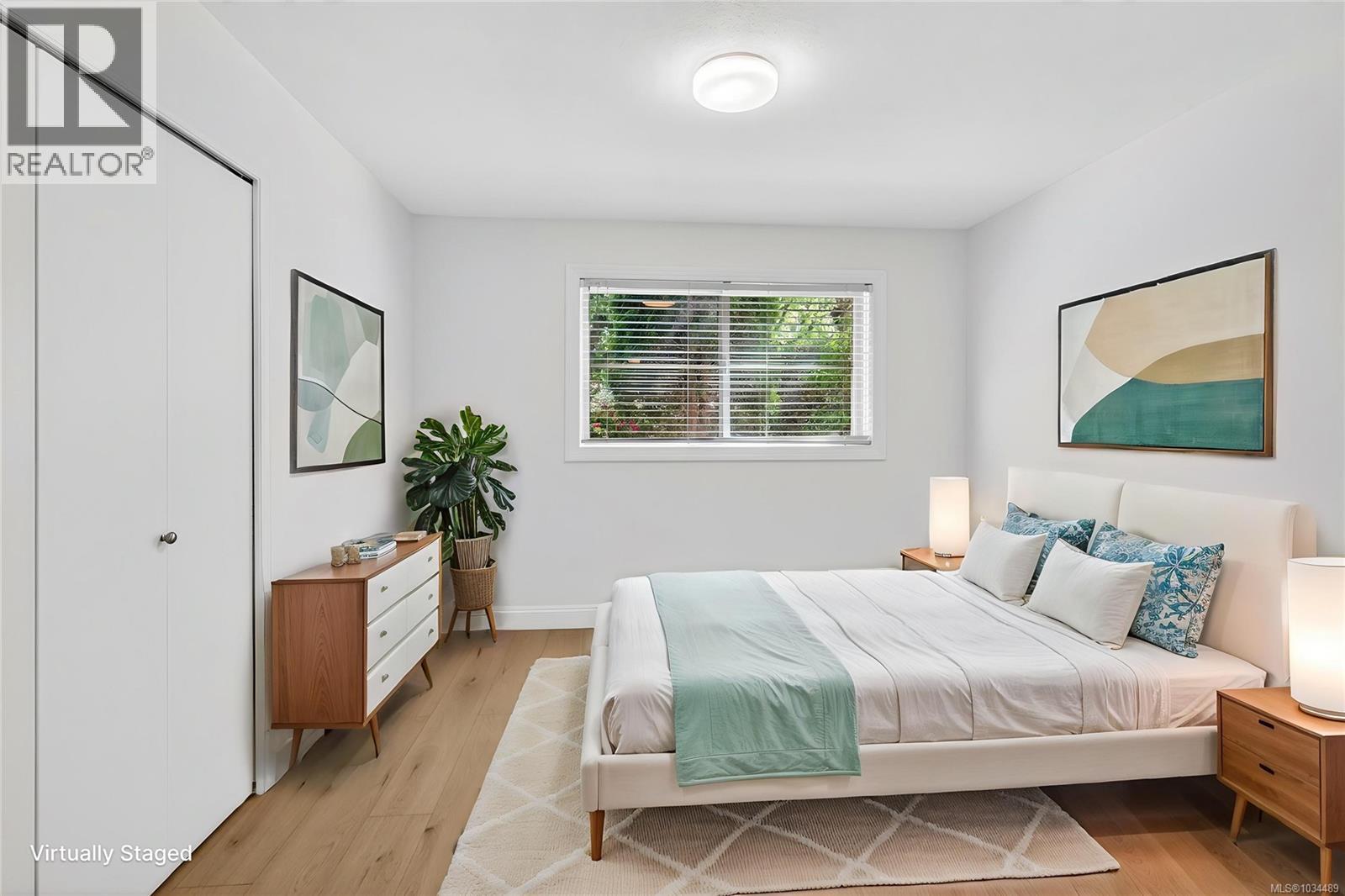 #108 2560 Wark St - 18