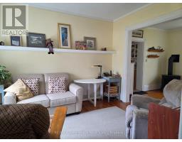 Bedroom 3 - 648 9th Street E, Owen Sound, ON N4K1P7 Photo 9