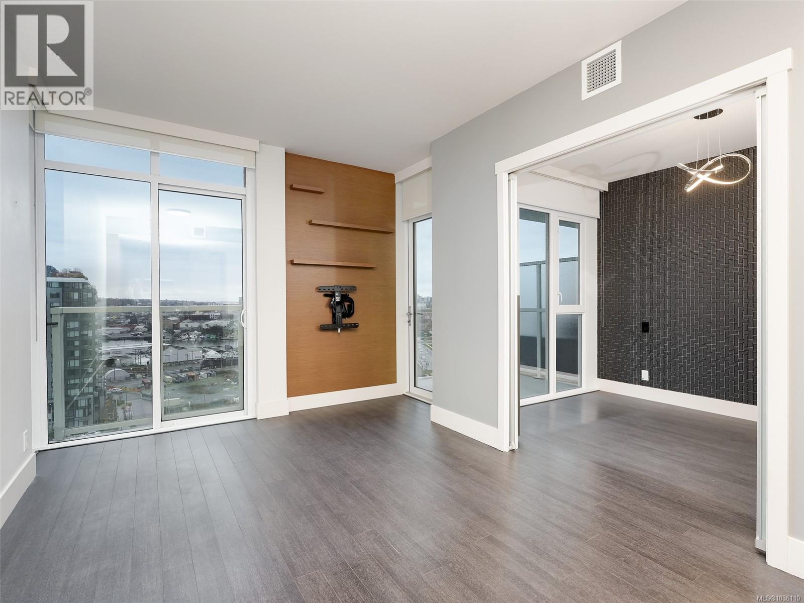 #1007 83 Saghalie Rd - 20