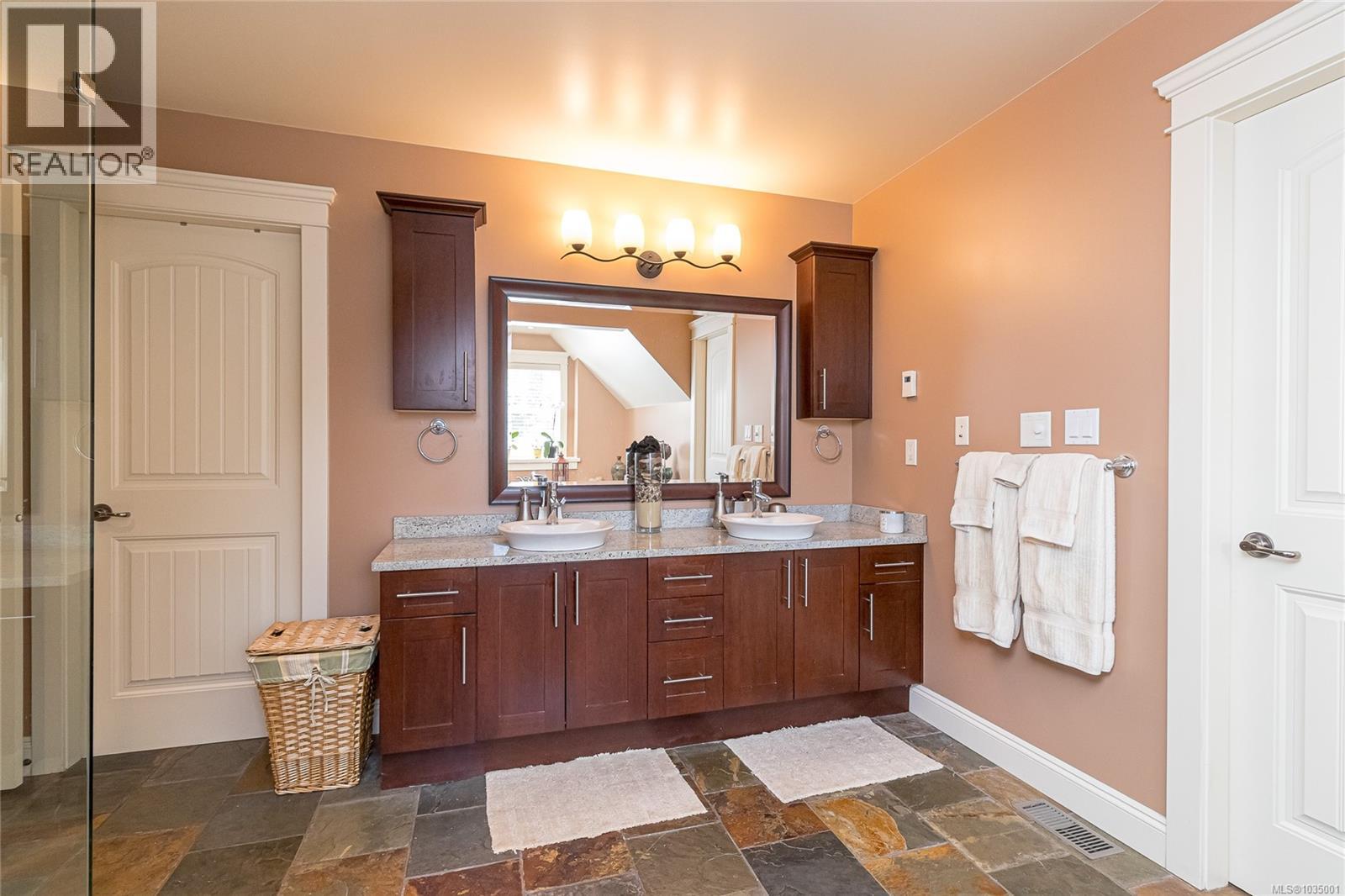 3366 Passage Way - 26
