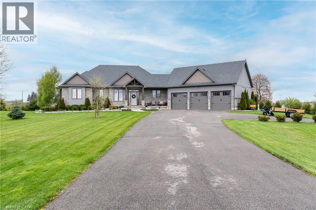 6 MACNEIL Court, Brantford, Ontario, N3S0G3 — Photo 2