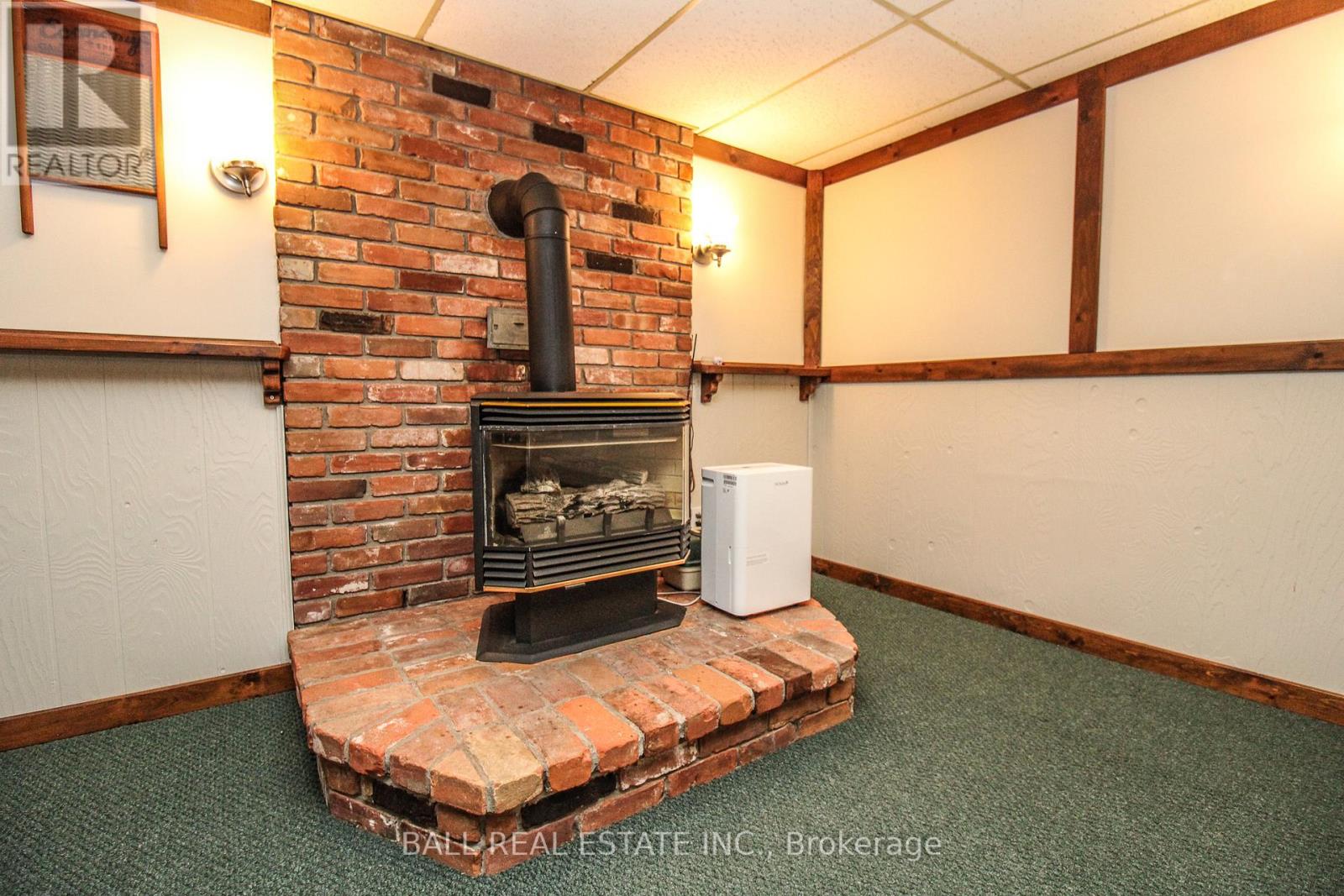 90 PARKDALE AVENUE - 23