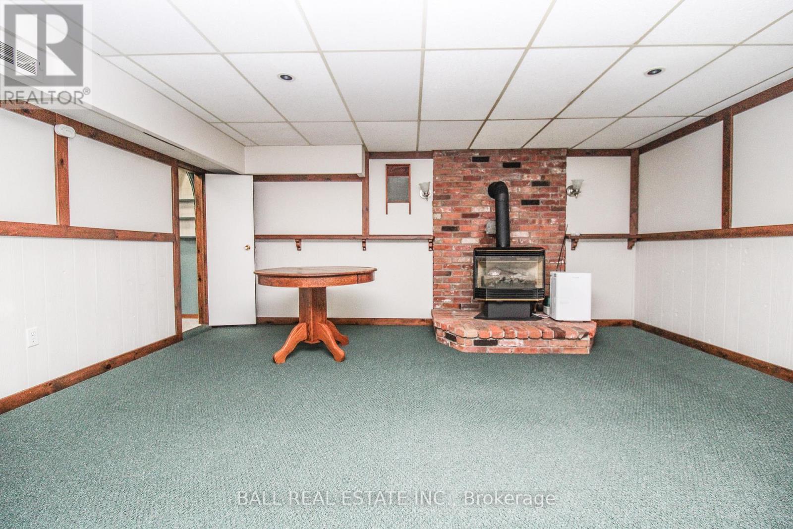 90 PARKDALE AVENUE - 24
