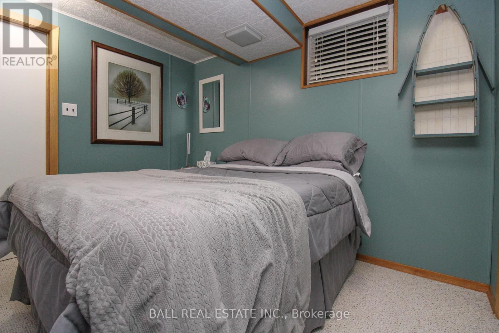 90 PARKDALE AVENUE - 26