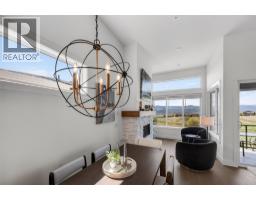 Foyer - 1416 Tower Ranch Drive, Kelowna, BC V1P1T8 Photo 10