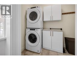 1416 Tower Ranch Drive, Kelowna, BC V1P1T8 Photo 15