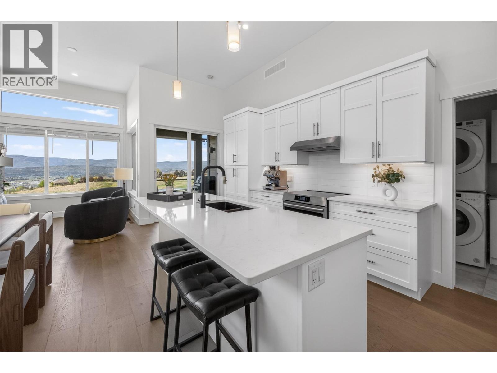  1416 Tower Ranch Drive, Kelowna