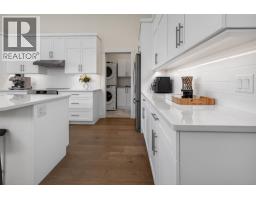 1416 Tower Ranch Drive, Kelowna, BC V1P1T8 Photo 13