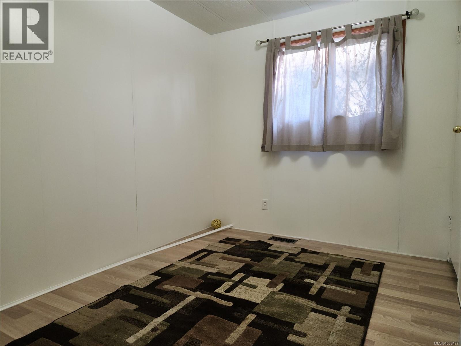 38 971 Douglas Ave, Nanaimo