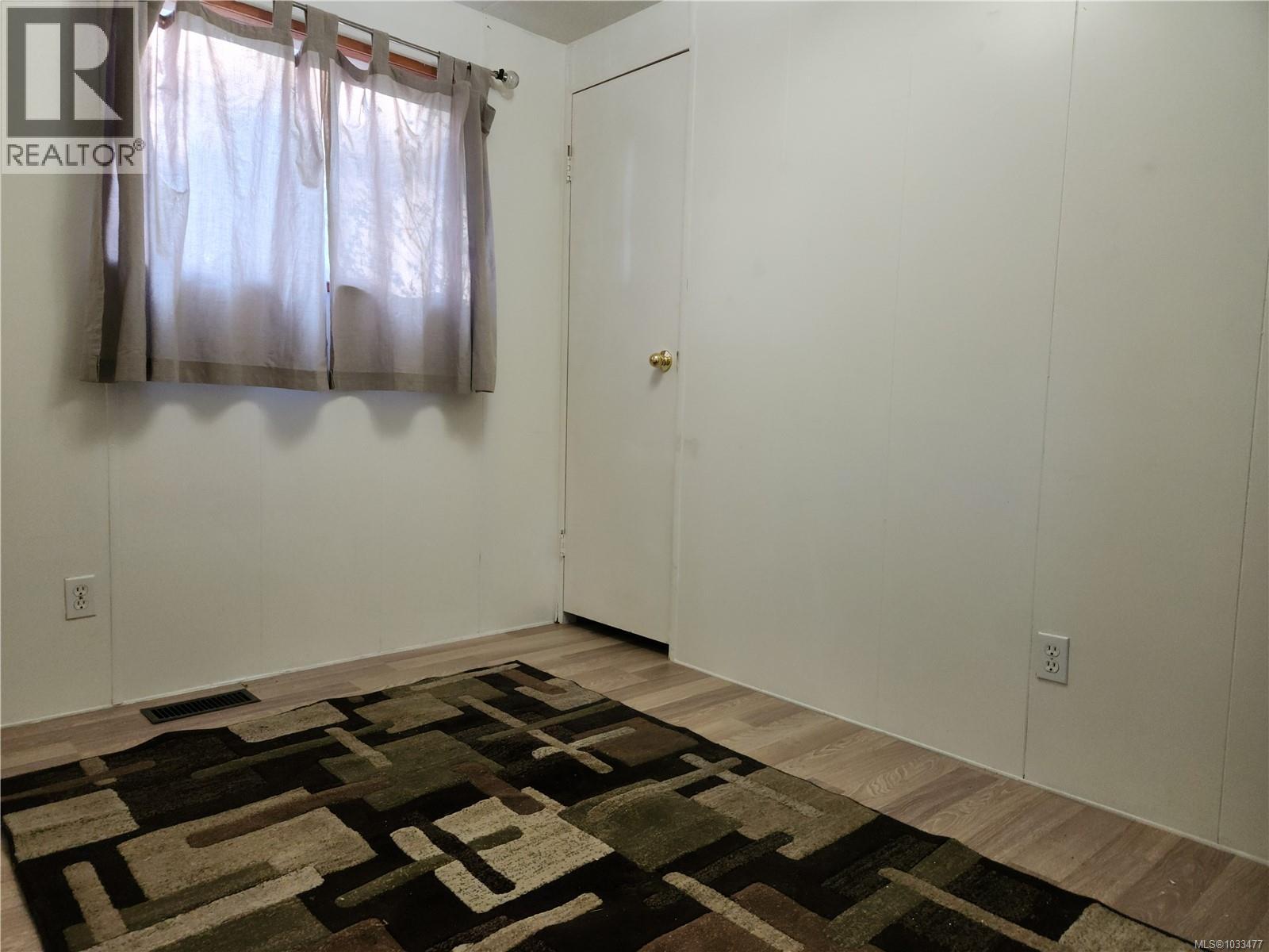 38 971 Douglas Ave, Nanaimo
