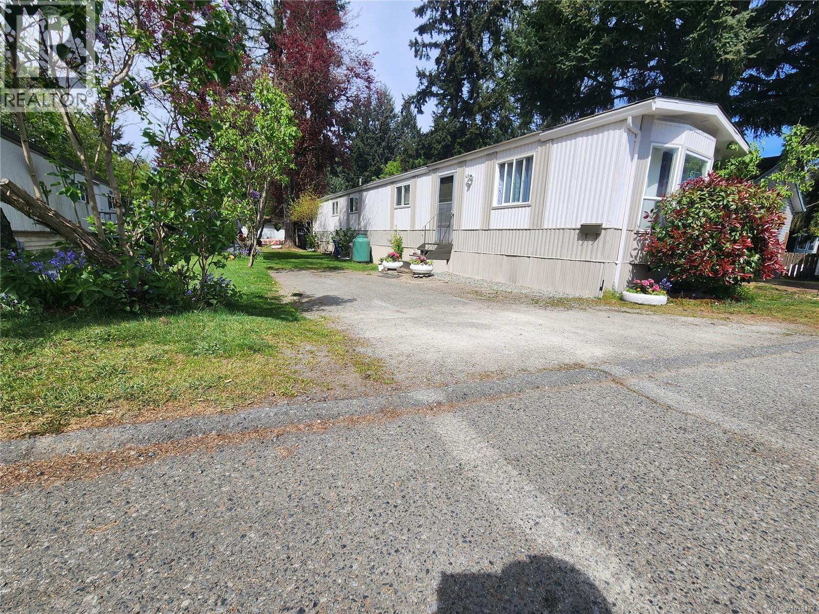 38 971 Douglas Ave, Nanaimo