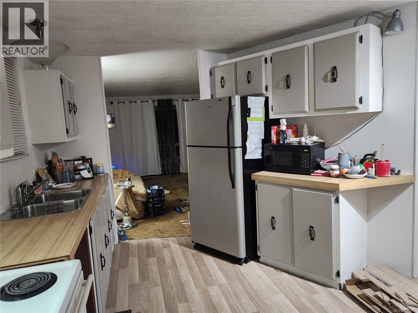 38 971 Douglas Ave, Nanaimo