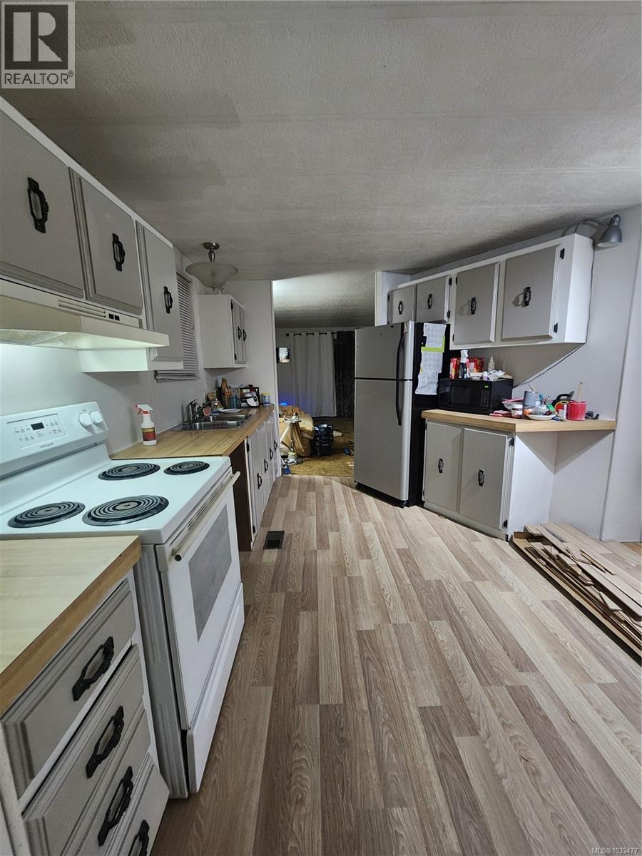 38 971 Douglas Ave, Nanaimo