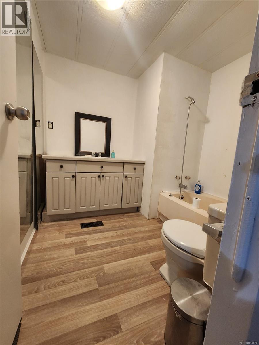 38 971 Douglas Ave, Nanaimo
