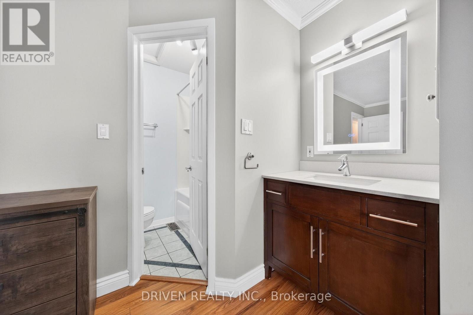 281 OAKWOOD DRIVE - 11