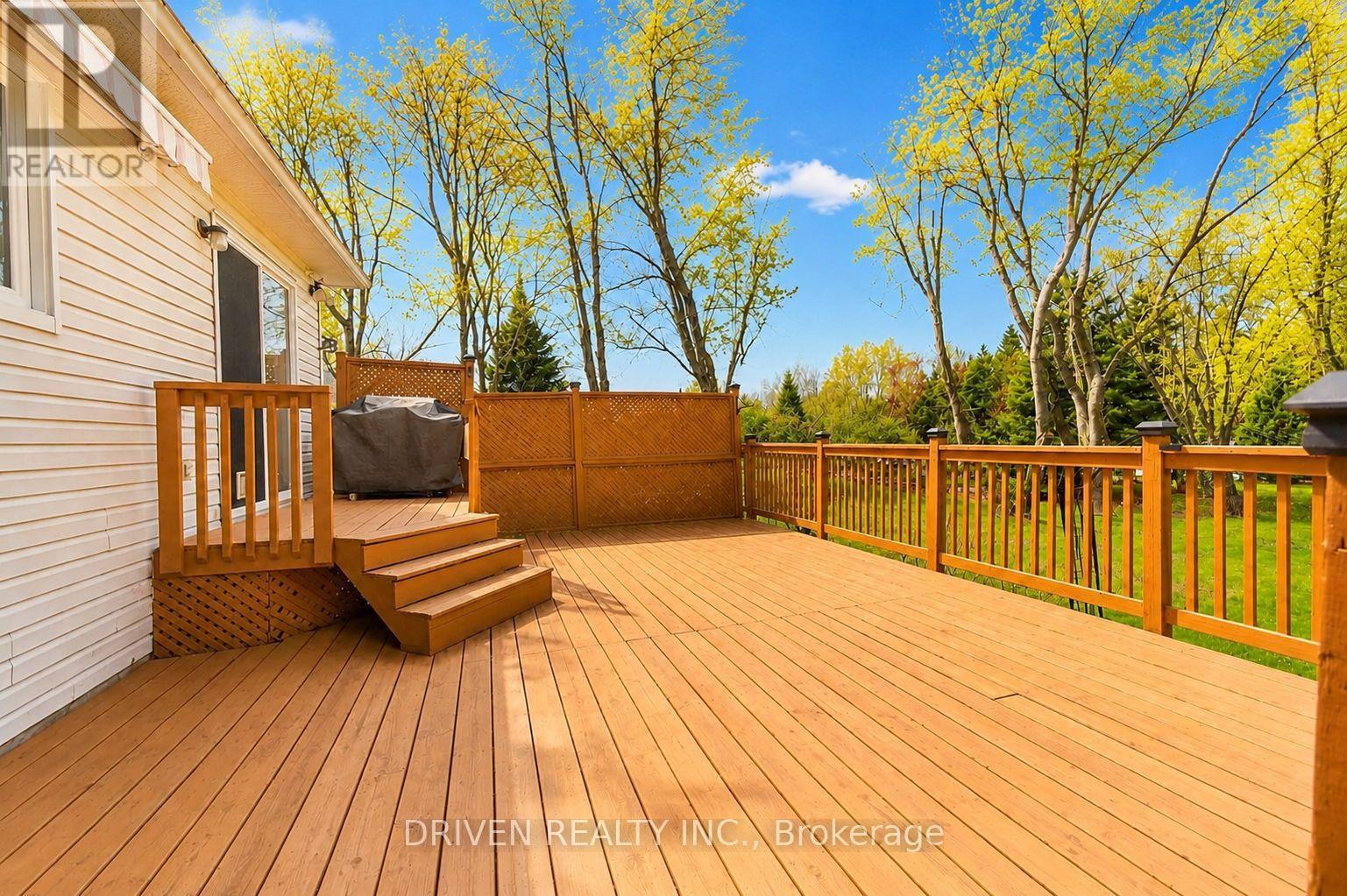 281 OAKWOOD DRIVE - 22