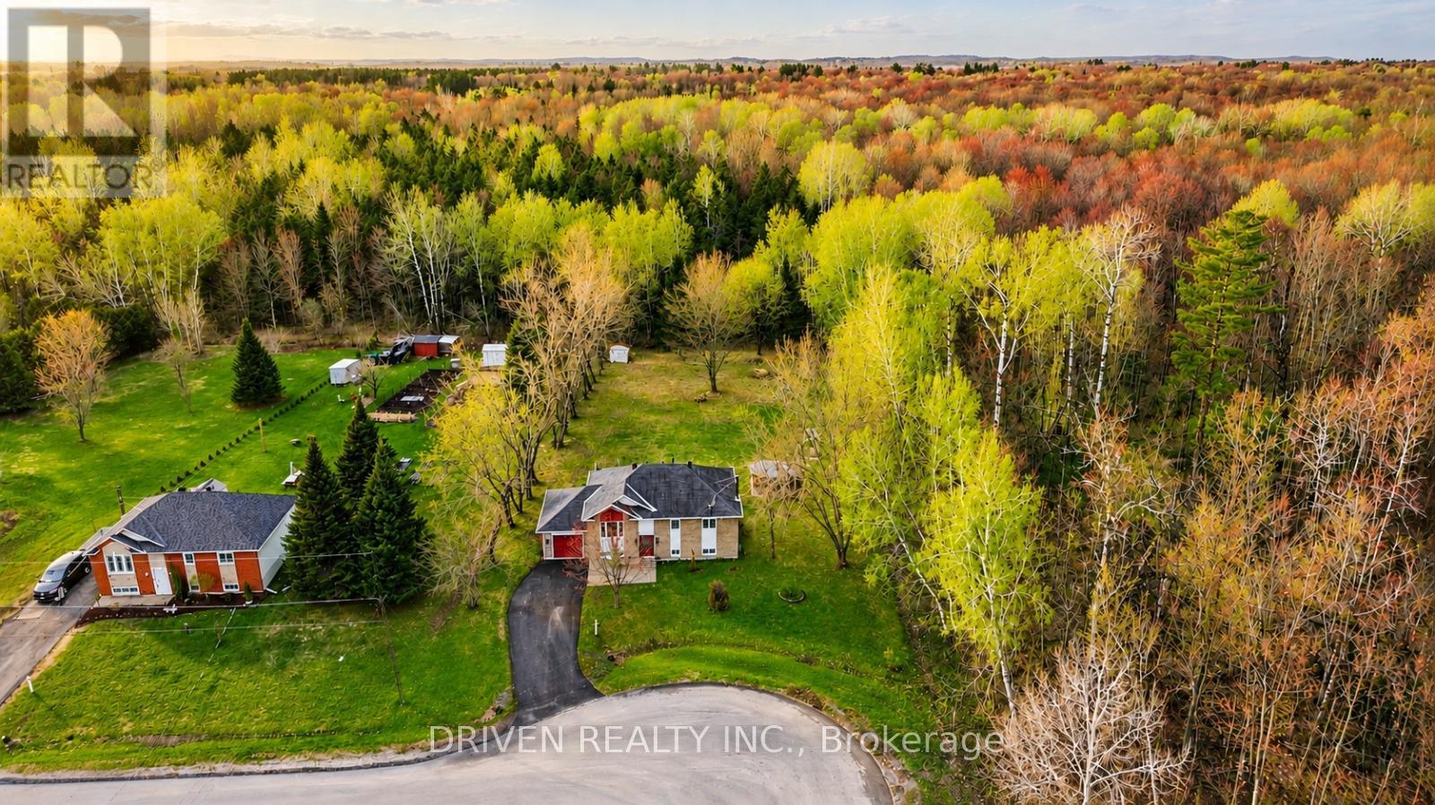 281 OAKWOOD DRIVE - 26