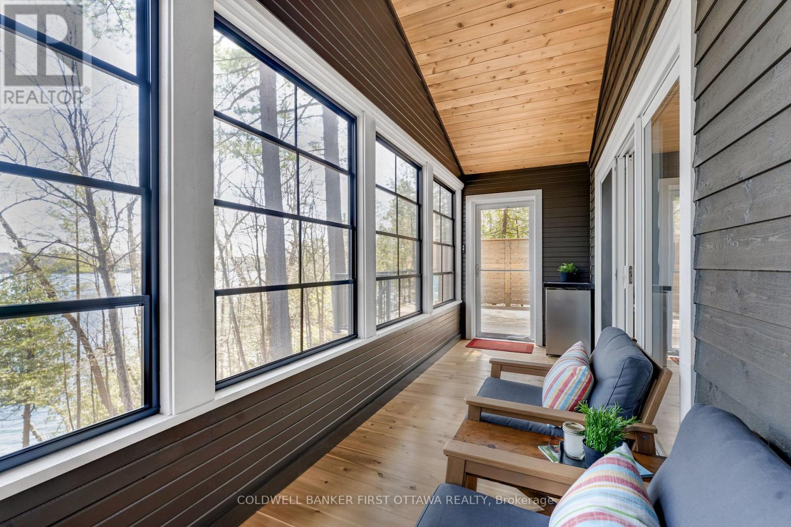 119 FARREN LAKE LANE 22 - 28