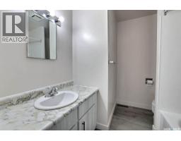 31 Mackenzie Way, Regina, SK S4N5M7 Photo 10