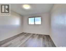31 Mackenzie Way, Regina, SK S4N5M7 Photo 11