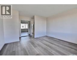 31 Mackenzie Way, Regina, SK S4N5M7 Photo 6