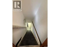 300/302 8th Avenue W, Kindersley, SK S0L1S0 Photo 30