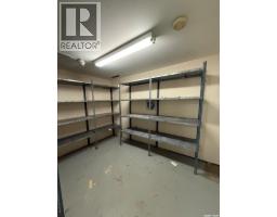 300/302 8th Avenue W, Kindersley, SK S0L1S0 Photo 34