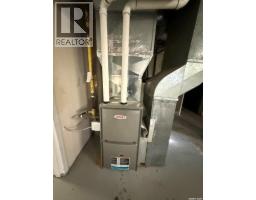 300/302 8th Avenue W, Kindersley, SK S0L1S0 Photo 37