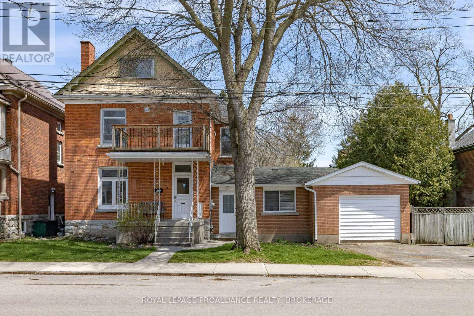 279 FRONTENAC STREET - 2