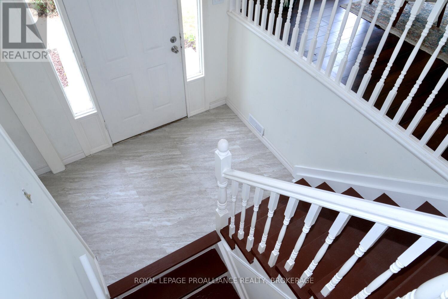 5 SOUTH STREET - 23