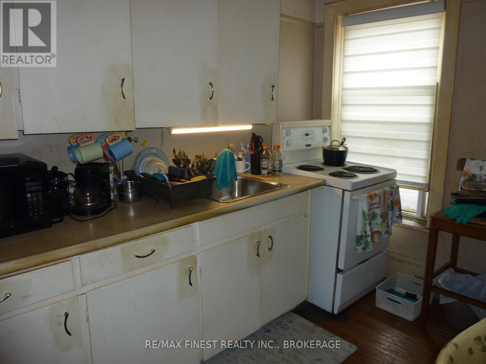 283 MONTREAL STREET - 6