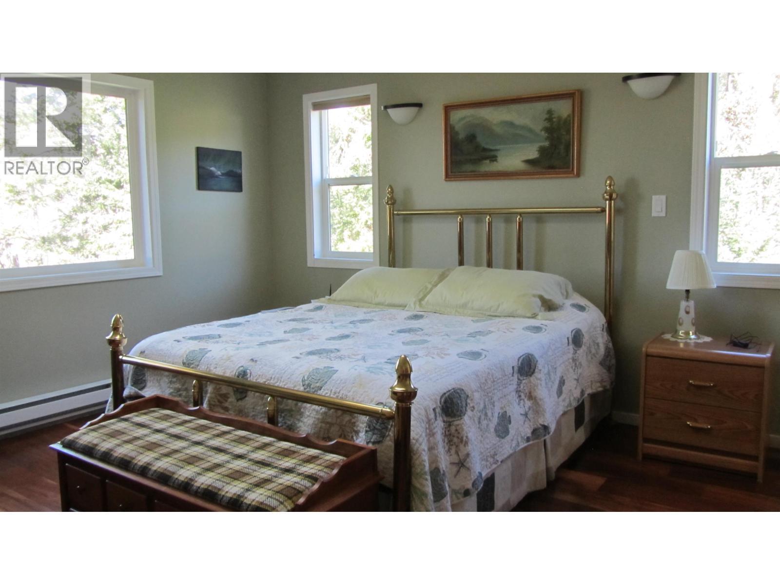5369 KALLUM DRIVE - 15
