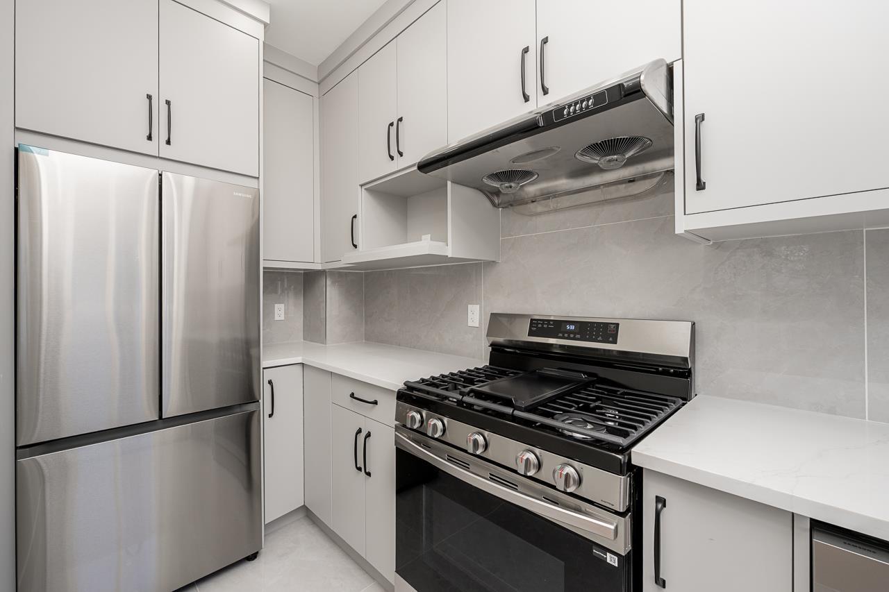 1 14259 PARK DRIVE, Surrey